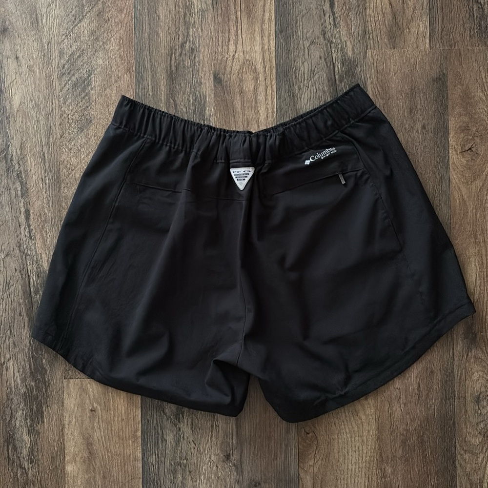 Columbia PFG black casual athletic shorts - Picture 2 of 7
